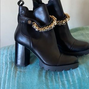 Beautiful black booties